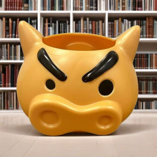 Miaofan creative pen holder desktop ornaments for children to send teacher handicrafts stationery storage box cute cartoon pig student yellow [fatty]