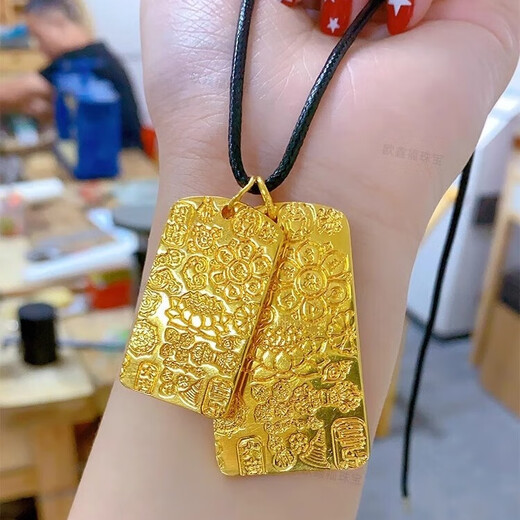 Ou Xinfu's new gold-wrapped silver auspicious words solid tag pure gold 999 pure silver engraved auspicious words good meaning first choice for gift giving auspicious words pendant - total weight about 40 grams, gold-wrapped 1.7 grams - black rope