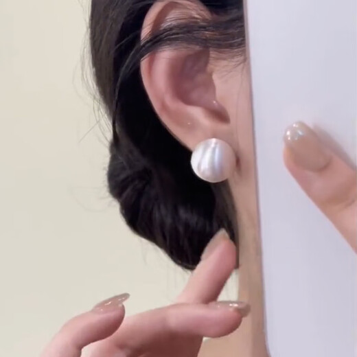 Weici sterling silver new style 9999 earrings brushed round ball earrings women's niche design high-end earrings 2025 new silver brushed round ball earrings A1312