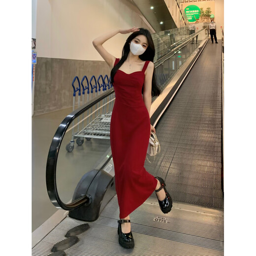 歌温妮夜店性感女装纯欲小个子大码红色吊带连衣裙外搭罩衫抹胸修身包臀 针织开衫+吊带裙 XL :（建议120%7E140斤）