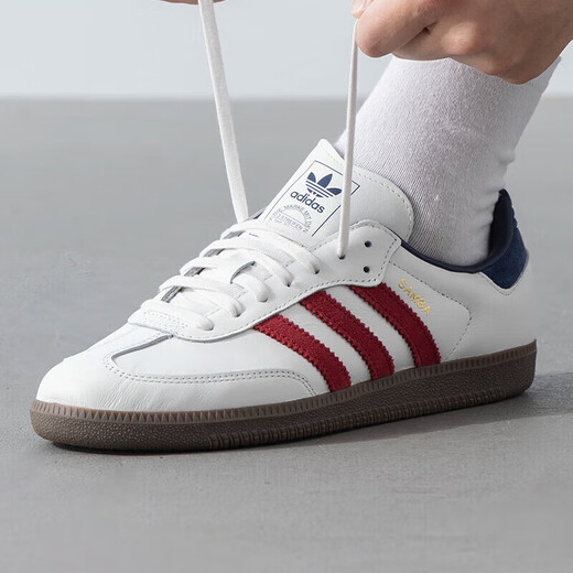 Adidas (adidas) Clover men's shoes and women's shoes 25 summer new SAMBA sneakers fashionable T-toe shoes low top casual couple's shoes IH4881/bright white/victory red/deep indigo 39