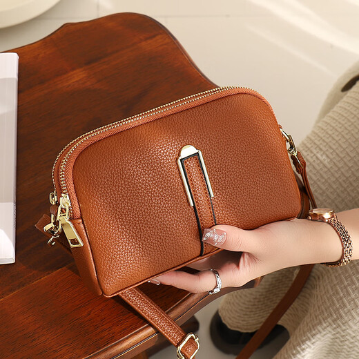 Baofuli (Baofuli) Super heiße kleine Tasche Frauen neue Mode Handy kleine Tasche einfache Freizeit-Frauen-One-Shoulder-Crossbody-Tasche Brown