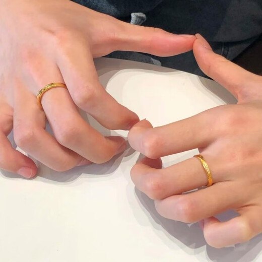 QUAMER Old Phoenix Gold Store Möbius Gold Color Couple Ring Men's and Women's Light Luxury Niche Design Ring Free Men's Gold Ring (Moebius No Diamond) Opening Adjustable
