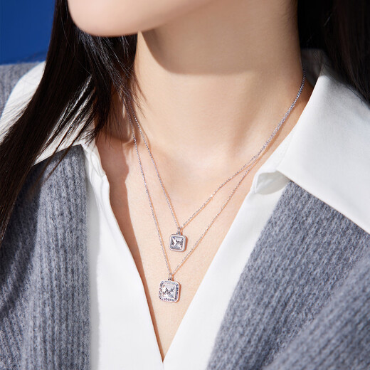 Lukfook Jewelry Broken Ice Platinum Necklace Platinum 950 Fish Scale Small Square Necklace Single Piece Price Approximately 5.97g