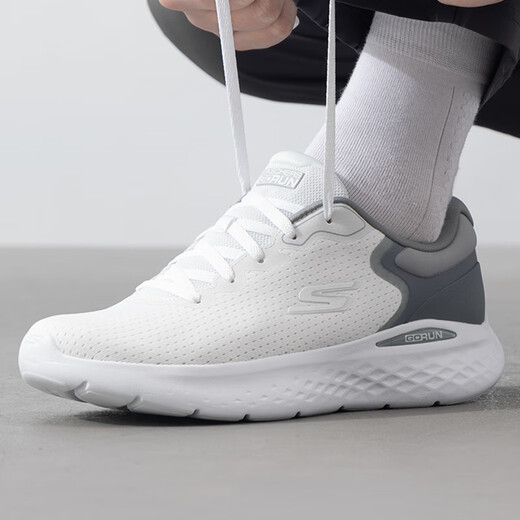 斯凯奇（Skechers）男鞋夏季2025新款减震轻便运动鞋防滑软底跑步鞋网面透气休闲鞋 220898-WGY /白色 42