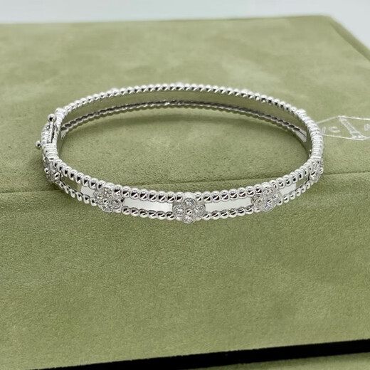 Guanpu Pavilion Fat Donglai's same style pt950 platinum bracelet platinum silver-covered four-leaf clover high-end version light luxury studded with diamonds kaleidoscope narrow version kaleidoscope four-leaf clover bracelet