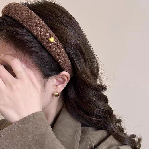 SO SOUL retro love headband for women, high-end face-showing small wide-brimmed hair-pressing headband for going out, stylish and versatile hairpin hair accessory, burgundy 1 piece