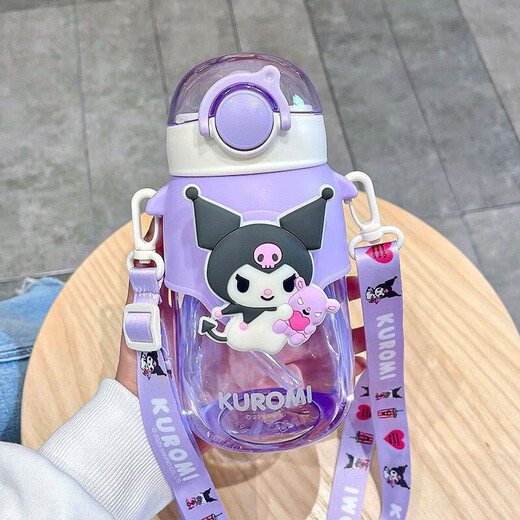 Hkmllujunni Kulomi Water Cup pour filles avec une paille pour enfants de grande valeur Tritan Kulomi-691 ml avec une sangle 0 PCS * Définir les outils de nettoyage + décoration 3D *