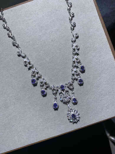 Fujiu Natural Crystal Old Burnt Sapphire Tanzanite Luxurious Palace Temperament Necklace Best Friend Couple Gift Luxurious Tanzanite Chain Set