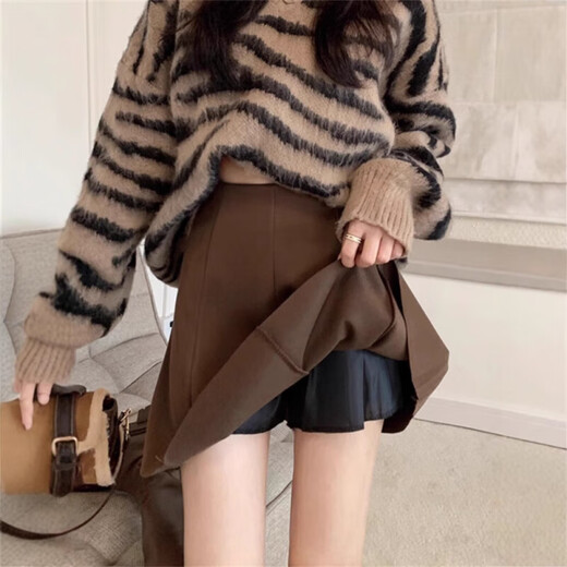 Jin Jin is equal to 0.5 kg. Muta size coffee-colored woolen skirt for women in autumn and winter 2025. A-line short skirt that covers the crotch and hips. Umbrella skirt. High-waisted pleated skirt. Coffee-colored woolen skirt is recommended to be 110 Jin. Jin is equal to within 0.5 kg.
