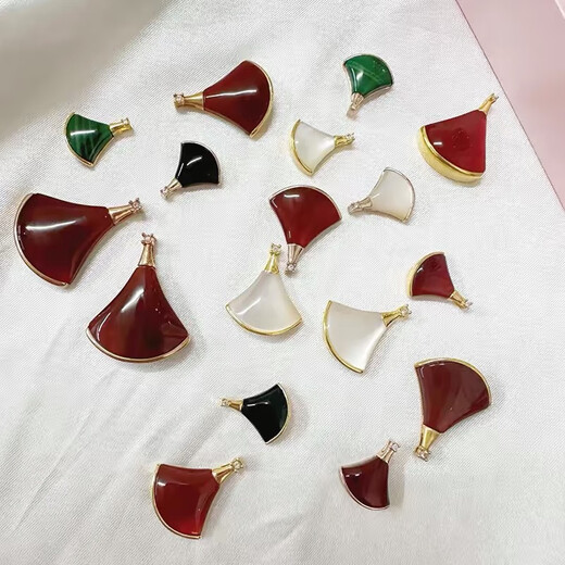 Library selection 18K gold mini skirt pendant rose gold colored gold gold clavicle necklace au750 small fan for women's Valentine's Day 18K gold gold color (set) white mother-of-pearl (small size)