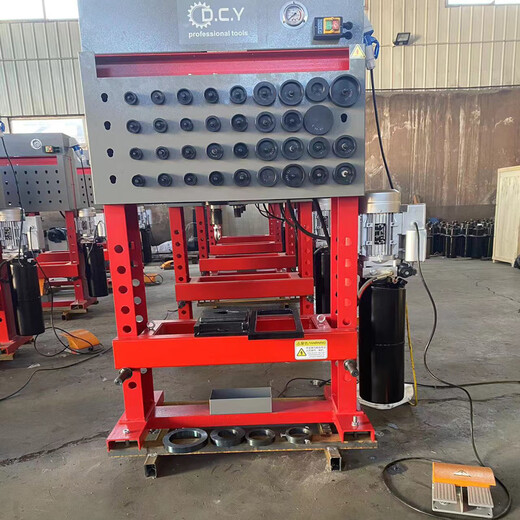 Electric hydraulic rubber sleeve replacement machine automobile lower swing arm rubber sleeve disassembly and assembly tool press chassis maintenance equipment electric 30T with 38 replacement heads