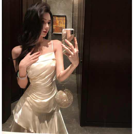 Yiou Nischendesign Leichte Luxus hochwertige französische Hosenträger Kleid für Frauen Erwachsener Geschenk A-Line Rock Geburtstagskleid Rock 6074 Champagner Farbe M.