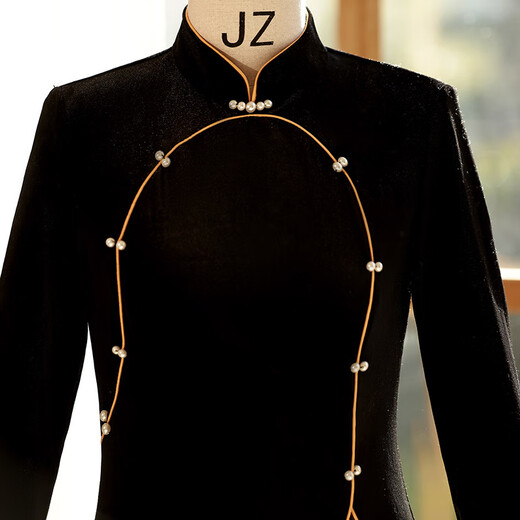 
Slimming mother dressed in gold velvet Odai improved cheongsam 2025 new women's retro long-sleeved daily dress autumn and winter Z1048 burgundy 3XL