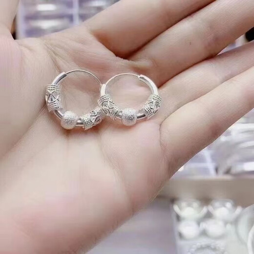 KZD999 sterling silver pure silver earrings women's Wangfu transfer beads earrings simple anti-allergic noble and elegant * silver transfer beads earrings Lao Feng Xiangtong 3.86