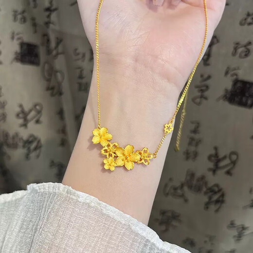 GRAYCEWODY Old Phoenix New Gold Sanshenghua Necklace Women's 999 Pure Gold Temperament Flower Pendant Pure Gold 24K Clavicle Chain 0.01g Old Phoenix Gold Store Model Sanshenghua Necklace