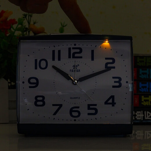 Estudiante de estilo nuevo Bawang con despertador súper tranquilo con luces nocturnas para niños Batería de artefacto simple de despertar batería a mano azul 3291