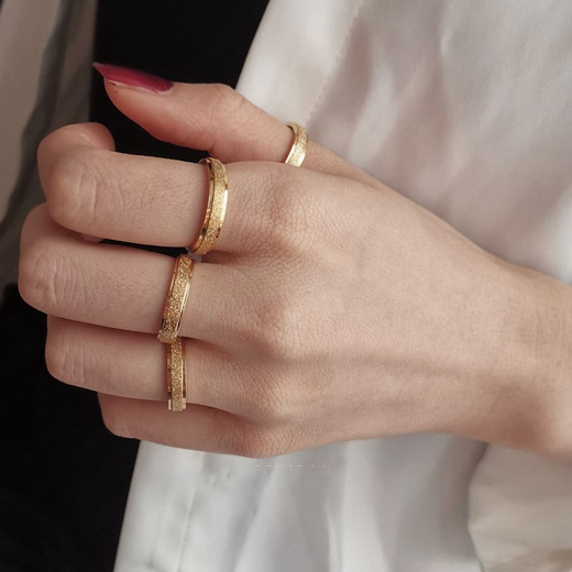 Hunter 18K gold ring non-fading frosted couple ring women's style boys fashion personality new internet celebrity high-end ins frosted 4mm gold one size 8 115Jin Jin equals 0.5kg to 130Jin Jin equals about 0.5kg