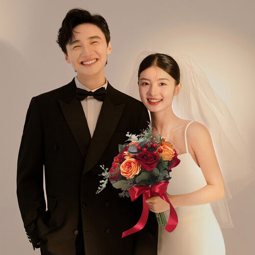 港家手捧花领证仿真森系红色新娘结婚花中式新郎拍照接亲出嫁婚礼花束 30朵红玫瑰