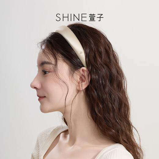 萱子（SHINE）优雅气质真丝缎面发箍百搭简约小清新风发卡女早春新款发饰 米色 1个
