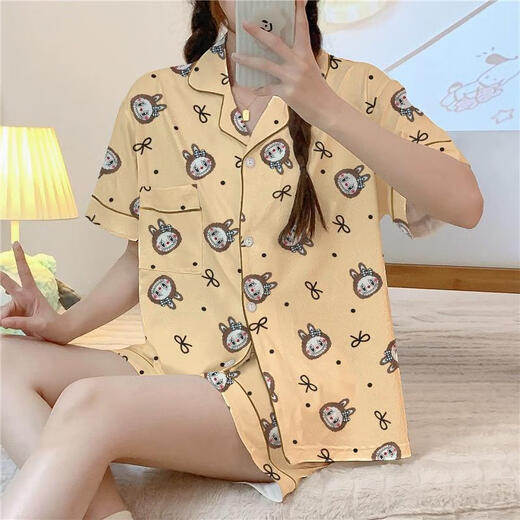 
Catman 2025 new cartoon cute short-sleeved pajamas three-piece set for outside 14126# Labubu Short-sleeved + shorts + trousers L 95-115Jin[Jin equals 0.5 kg]