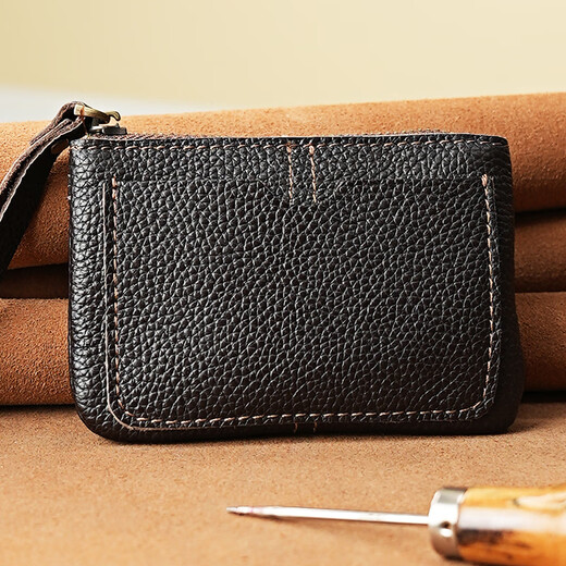 Master Lu's first layer cowhide leather zipper small cow bag pure handmade retro simple change storage bag small bag chocolate brown