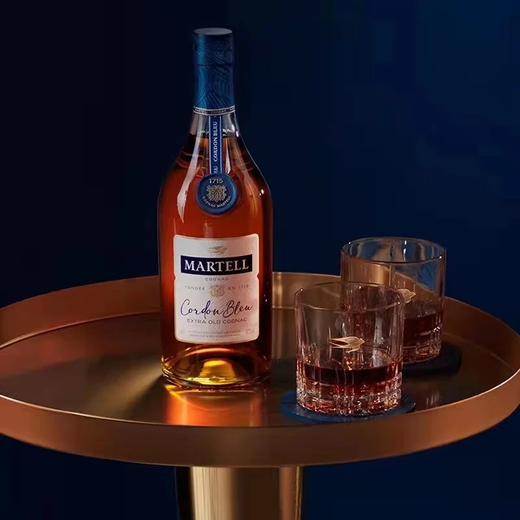 Martell Blue Belt New 1000 ml Französisch Cognac Original Flasche importiert Fremdwein (mit Box) Martell Blue Belt 1000 ml 1 Flasche Übersee Version in Übersee