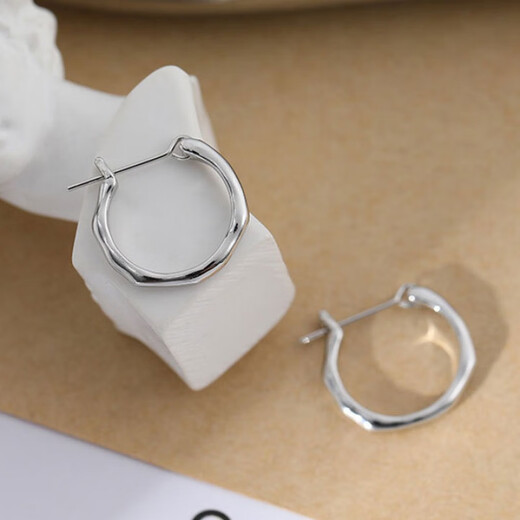 Guanpu Pavilion Fat Donglai's same style pt950 platinum earrings for women PT950 plain circle niche design platinum ear studs and ear buckles to support ears platinum rhombus earrings