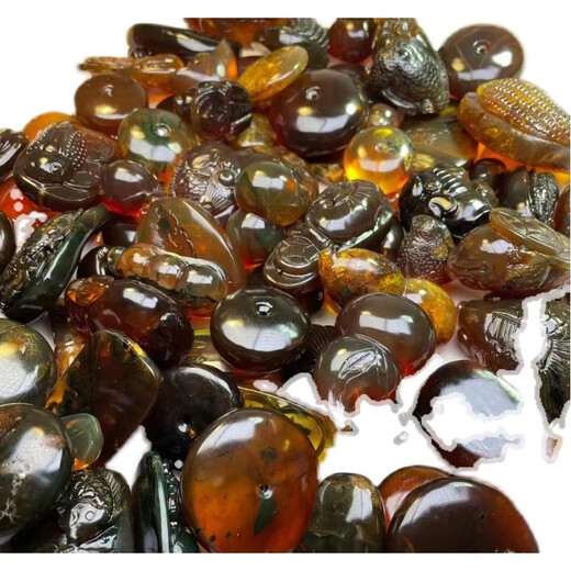 Yixiang Natural Mineral Burmese Amber Raw Stone Burmese Amber Raw Stone One Gram