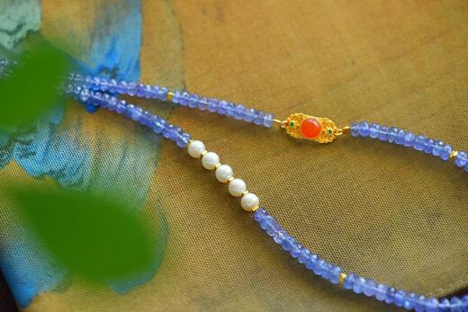 Fujiu Natural Tanzanite Necklace with Ancient French Silver Ruyi Lock Pendant and Broken Silver Embellished with Ancient French Silver Nanhong Brand Freshwater Pearls Approximately 4mm