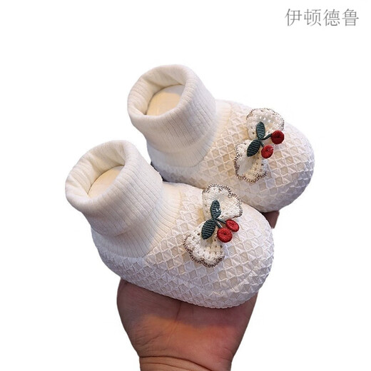 伊顿德鲁婴儿鞋防掉3-6-12月新生儿步前鞋子宝宝软底布鞋手工春秋不掉 米色樱桃 11 内长cm