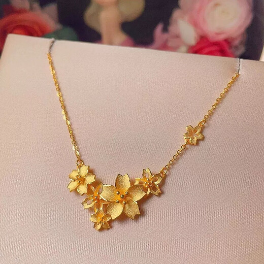 GRAYCEWODY Old Phoenix New Gold Sanshenghua Necklace Women's 999 Pure Gold Temperament Flower Pendant Pure Gold 24K Clavicle Chain 0.01g Old Phoenix Gold Store Model Sanshenghua Necklace