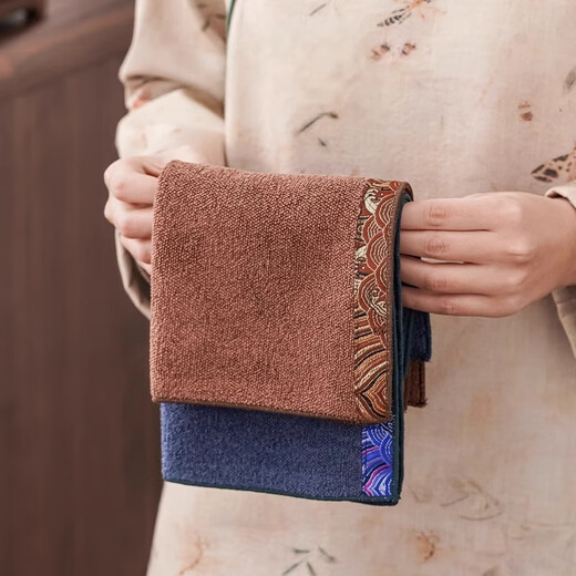 Yipin Workshop Chinese tea towel tablecloth absorbent high-end thickened tea table special towel for tea making Kungfu tea set accessories tea tray accessories Wangxiangyun (one side) dark brown