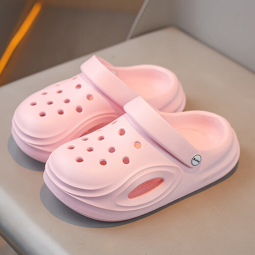 Gesufan Boys Slippers 2025 Été Nouveaux chaussures de trou pour enfants moyens grands enfants Anti-slip Boys Beach Sandwich Green Mosed Model 38