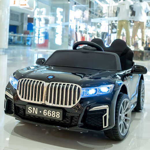 Liebe Kinder, Säuglinge und Kinder Elektroauto Allrad 1-3 Jahre alte Fernbedienung Auto Männlich und weibliches Baby-Ladung Kinder Spielzeugauto können in Menschen Supreme Baked Silver [Dual Drive + Ledersitz] Bluetooth Fernbedienung + selbstfahrende + App + Swing + Pull Rod sitzen