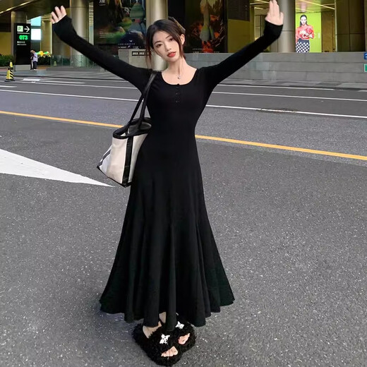 妙奕嘉法式连衣裙女裙子女士春秋季2025年新款纯欲夏季高级感长裙小个子 纯黑半系扣鱼尾修身连衣裙 S