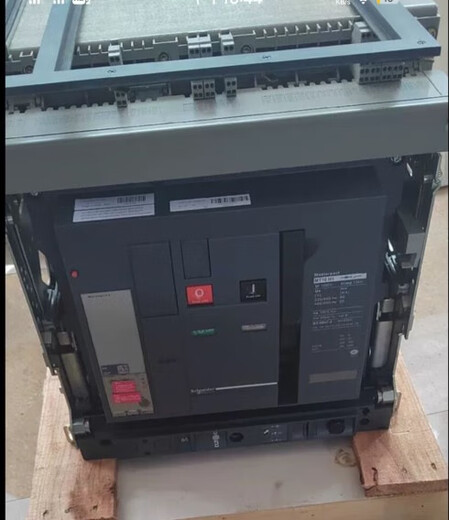 Intelligent circuit breaker MT06N1 MT08N1 MT10N1 MT12N1 MT16N1 stock 630A fixed