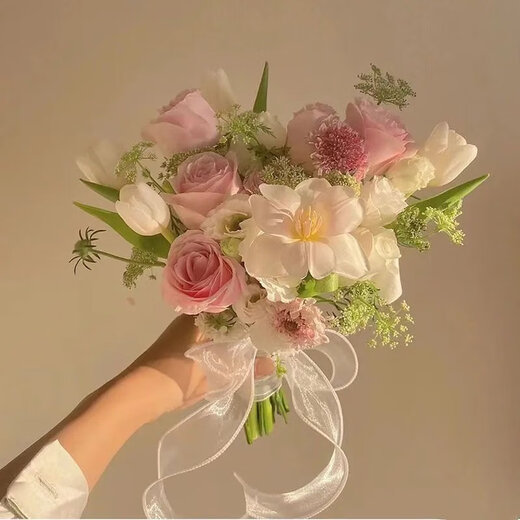 Dilanmu Boda de boda de San Valentín chino, sosteniendo flores, novia sosteniendo tulipanes de bodas, casarse, obtener un certificado de matrimonio, flores de imitación, accesorios de fotos, acompañarlo para toda la vida