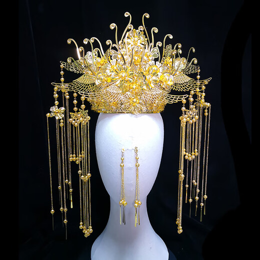 The Phoenix ist die neuntägige Krone der neun-Schwanz-Fuchs-Phoenix-Krone Ancient Style Braut wird mit einem neuen Stil mit einem neuen Stil heiraten.