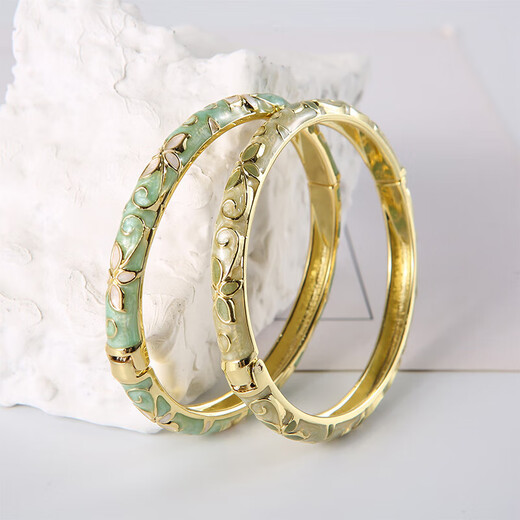 WSAY. Authentic Beijing cloisonné bracelet for women, enamel thin circle opening, gold-plated Hanfu features, counter four-leaf clover, light green oval, oval supermarket