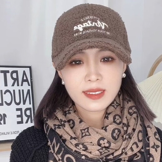Yu Zhaolin Lamb Plush Baseball Cap Women's Autumn and Winter New Fashion Versatile Warm Furry Peaked Cap Cute Sun Hat Khaki M (54-58c) Adjustable