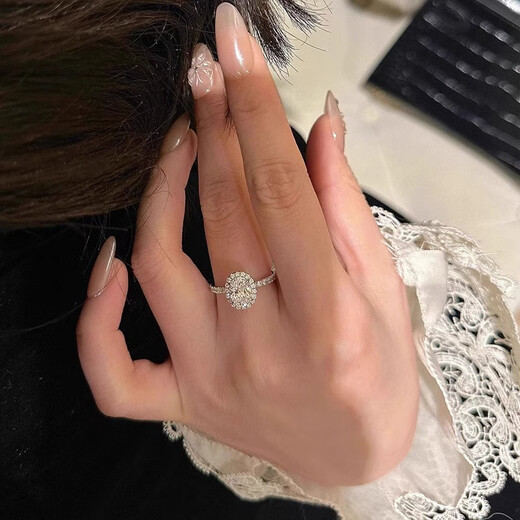 Core luxury oval dove egg ring for women 2025 new 2 carat diamond ring simulated diamond proposal ring wedding gift silver live mouth adjustable