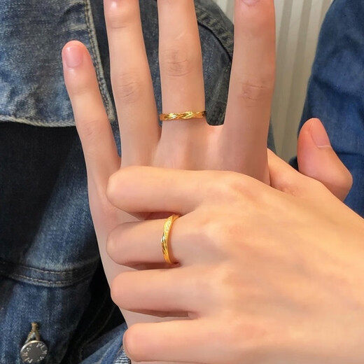 QUAMER Old Phoenix Gold Store Möbius Gold Color Couple Ring Men's and Women's Light Luxury Niche Design Ring Free Men's Gold Ring (Moebius No Diamond) Opening Adjustable