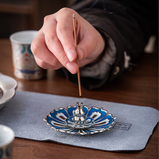 Touching like porcelain, the Dunhuang cultural and creative gilt silver tea set set is a complete set of high-end gifts, birthday gifts for the elders, customized souvenirs for housewarming, Dunhuang gilt silver tea set gift box set of 8 pieces, Chen Desheng's works, retirement souvenirs, practical gifts for the elders