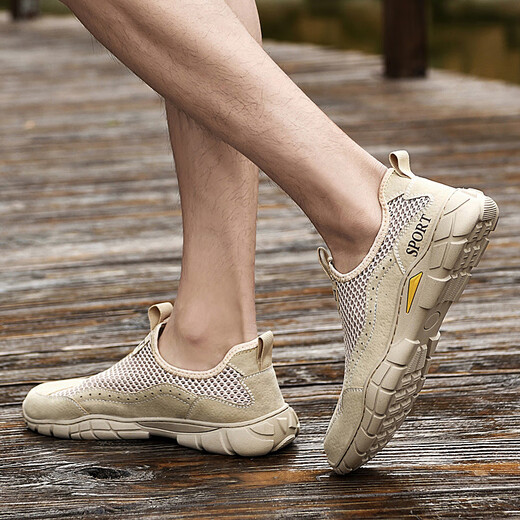 Jeep Jeep Shoes para hombres 2025 Nuevas sandalias de pan de malla transpirable Sandalias de pie al aire libre Hollow Hollow Hollow Hollow Beach Shoes A683 Collection y regalo de Men's A683 Caki 38
