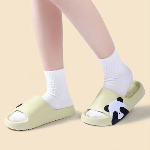 Haosunyi treten im Sommer 2025 Home Cartoon Indoor Badezimmer Anti-Rutschhaus-Haushaltsweiche mit Soft-Soled-Sandalen, grüne dick-lockige Panda 38-39 [geeignet für 37-38 Fuß] treten.