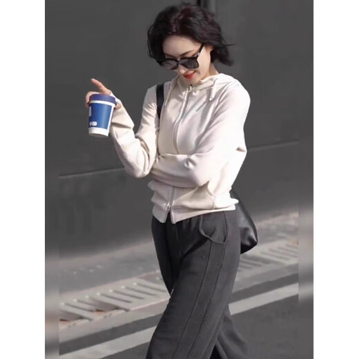 Piercada European informal Sports Traje para mujeres Primavera y otoño 2025 Nuevo pantalones de pierna ancha de moda sudadera de dos piezas 6581 Top blancos + pantalones grises de hierro (sin terciopelo) XL (peso recomendado 124-136 Jin [Jin equivale a 0.5 kg])