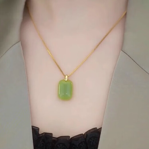 Chihuan 18K gold-plated Ruyi brand pendant jade jade necklace temperament Ping An Wu Shi brand necklace 126 Ruyi brand pendant