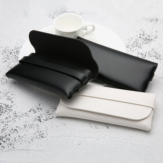 
Leather sunglasses glasses box girl heart retro literary trend simple portable sunglasses box soft black