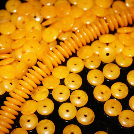 Fat Donglai's same beeswax spacer optimized bead spacer flat piece beeswax round bead spacer Buddha beads jewelry accessories loose bead pad diameter * thickness 8 * 2mm 10 pieces